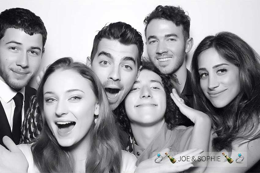 Joe Jonas and Sophie Turner Images 11