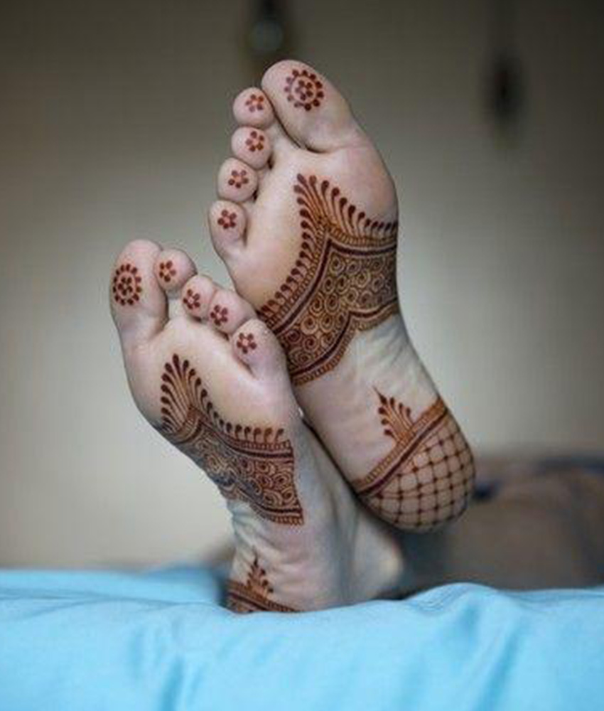 Feet Mehndi Designs 15