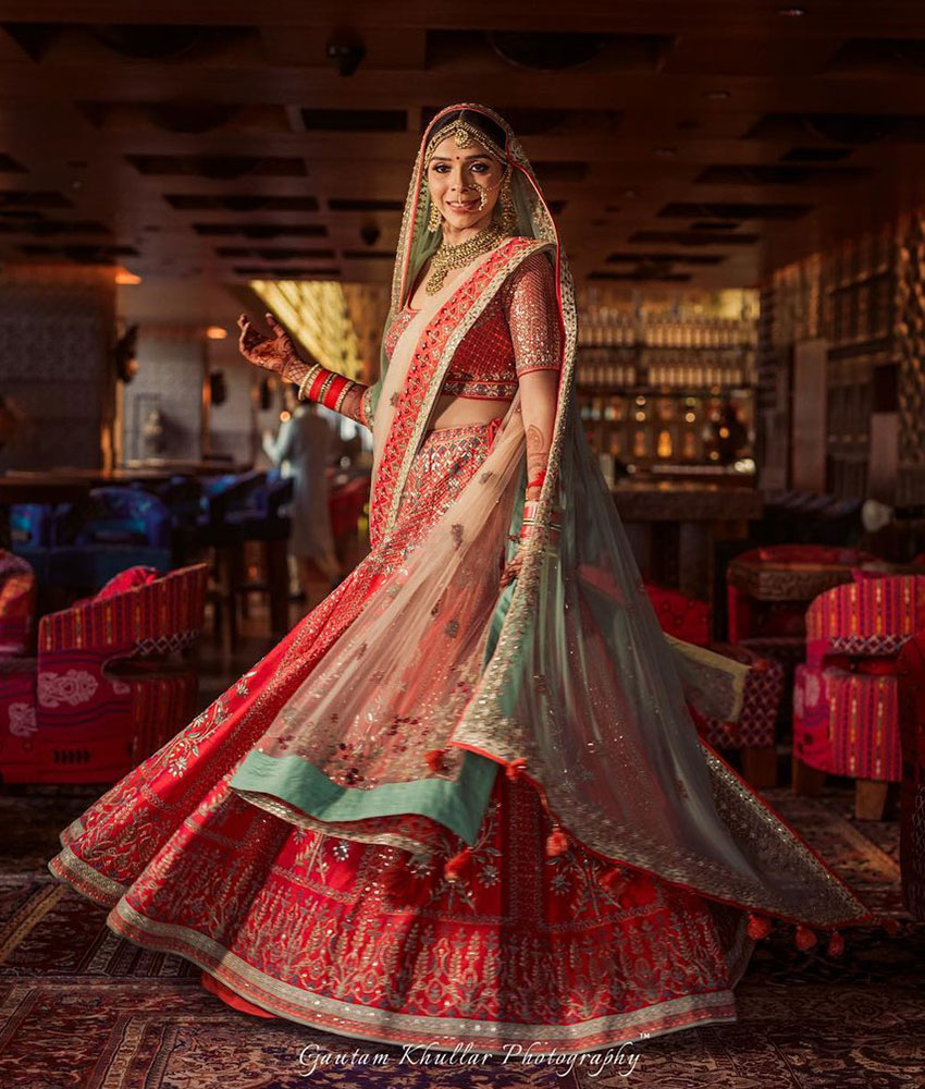 Buy Embroidered Velvet Bridal Lehenga Choli In Red Colour Online -  LLCV00994 | Andaaz Fashion