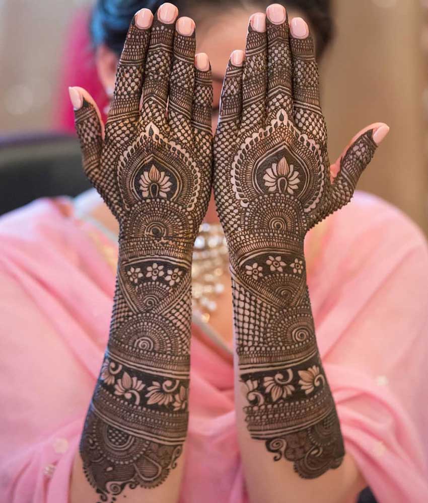 Kinjal Mehndi Art - Theme Based Bridal Mehndi!! Being a nutritionist by  profession and an insane lover of mehndi, this bride of mine chose to have  all her favorite and memorable things