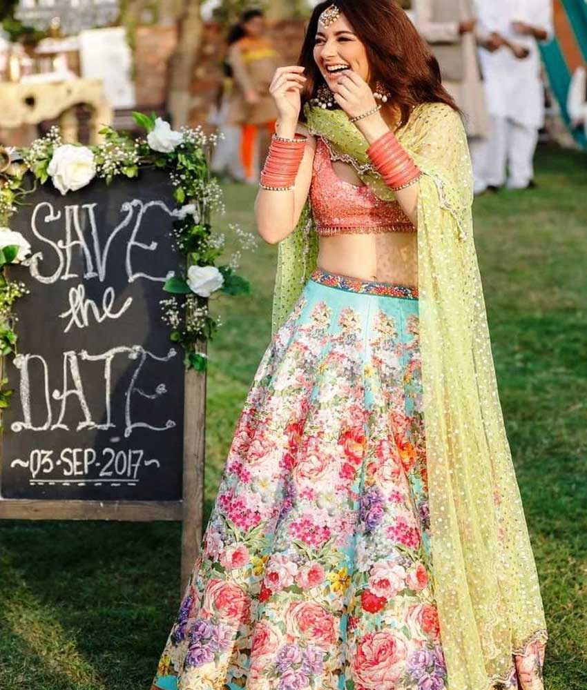 Unique Bridal Lehenga Designs (18)