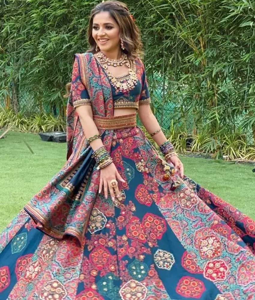 A List of 8 Unique Net Lehenga Designs for This Wedding Season