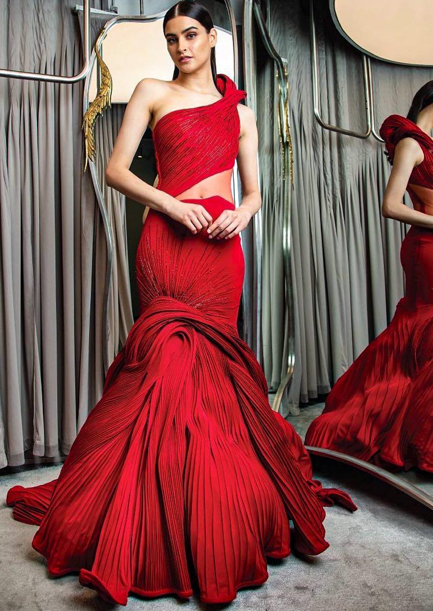 Red best sale gown designs