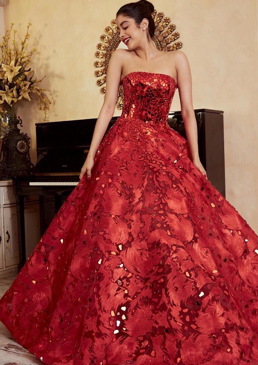 red gown