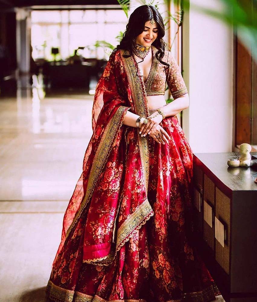 6 Wedding Lehengas With Floral Accents for the Spirited Brides