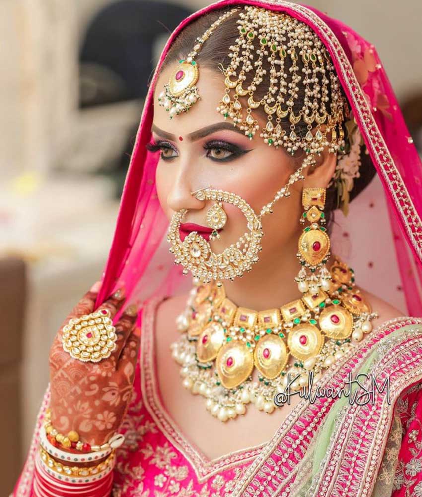 Gorgeous Bridal Naths (12)