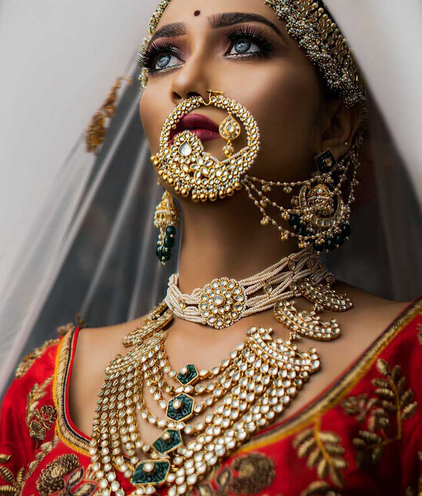 Gorgeous Bridal Naths (19)