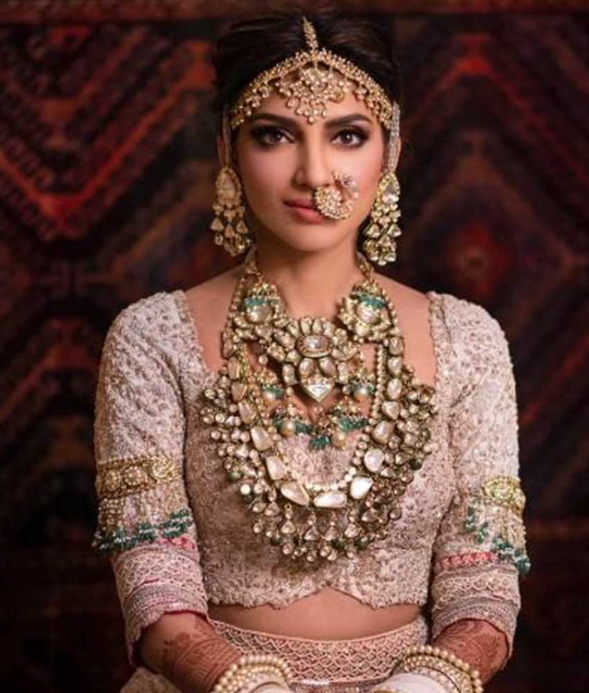 Gorgeous Bridal Naths (3)