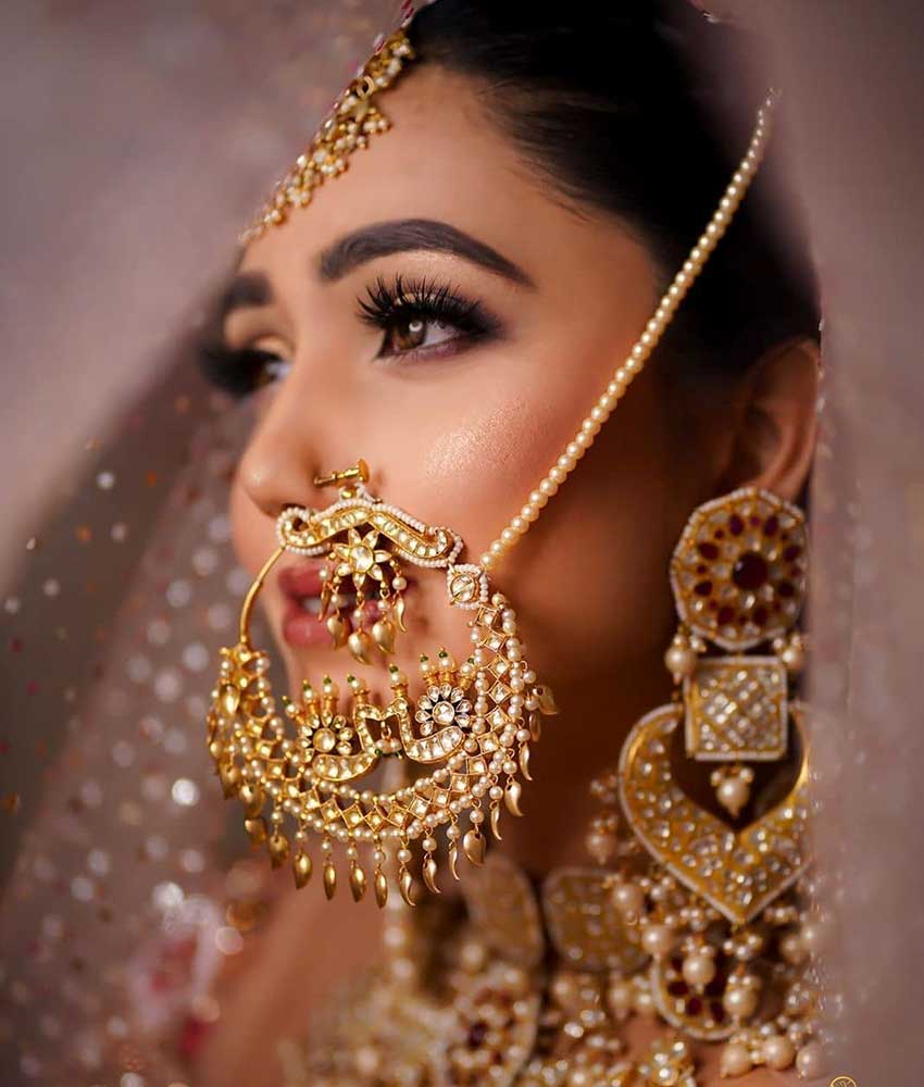 Gorgeous Bridal Naths (34)