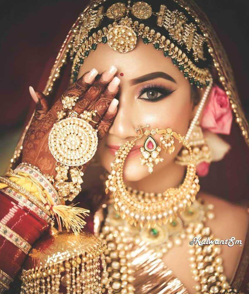 Gorgeous Bridal Naths (38)