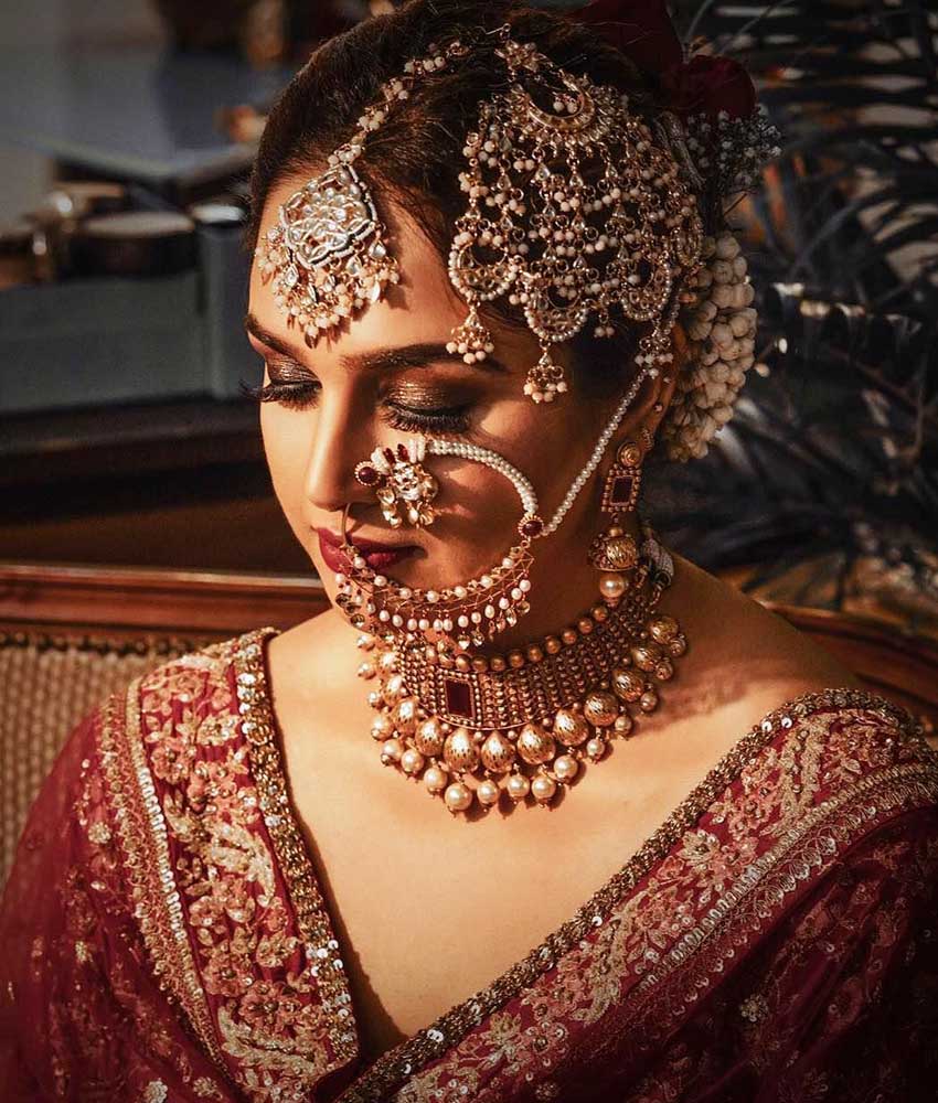 Gorgeous Bridal Naths (46)
