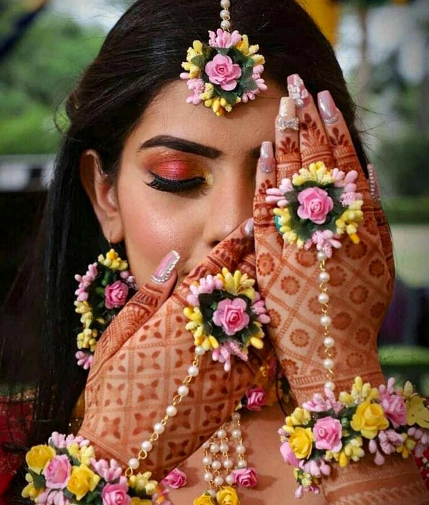 Bridal hair and makeup inspiration from Mouni Roy's wedding | Times of India