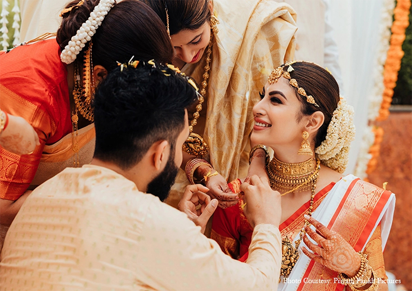 Mouni-Roy-wedding (12)