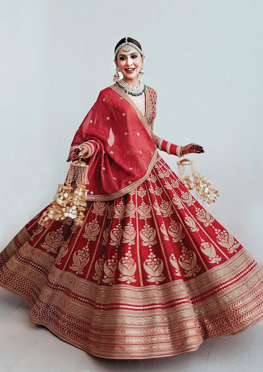 How To Choose The Right Bridal Lehenga In 2023?