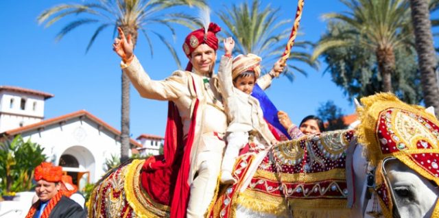 Band, Baaja, Bouncers