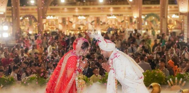 Saying 'I Do' Under the November Sky Why Outdoor Venues Rule This Month