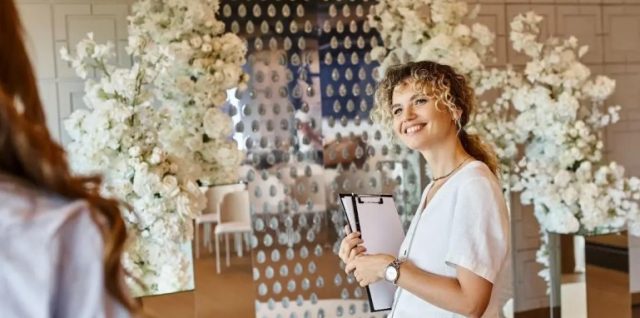 How to Inspect a Wedding Venue in Peak Heat (April Edition)